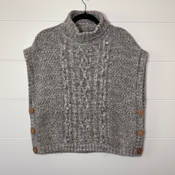 Nula Bug Sweaters - Nula Bug cotton blend turtleneck cable knit sleeveless sweater size US 8
